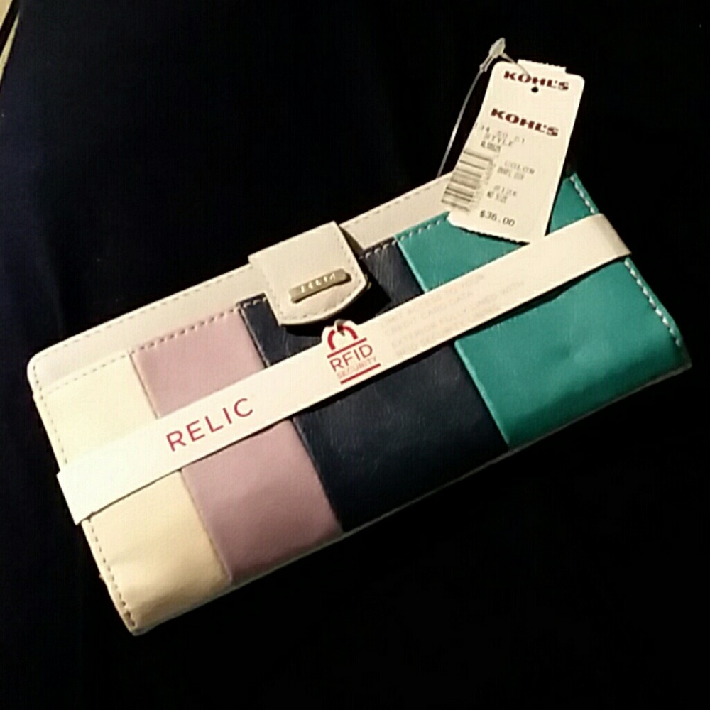 Relic checkbook size wallet